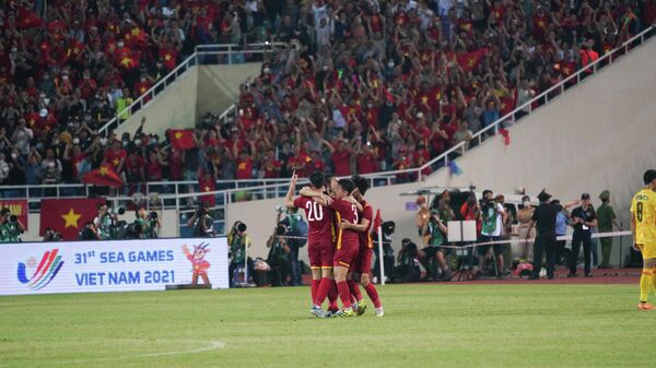 Những khoảnh khắc đầu tiên sau chiến thắng vang dội của U23 Việt Nam trước U23 Thái Lan với tỷ số 1-0  - Sputnik Việt Nam