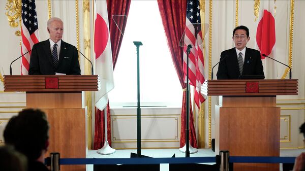 Tổng thống Mỹ Joe Biden gặp Thủ tướng Nhật Bản Fumio Kishida tại Tokyo - Sputnik Việt Nam
