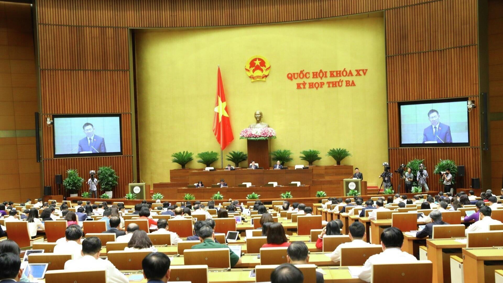 Quốc hội thảo luận về dự kiến Chương trình giám sát năm 2023 - Sputnik Việt Nam, 1920, 26.05.2022