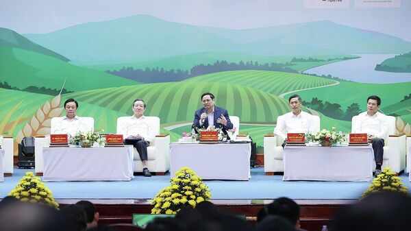 Thủ tướng Chính phủ Phạm Minh Chính đối thoại với nông dân Việt Nam - Sputnik Việt Nam