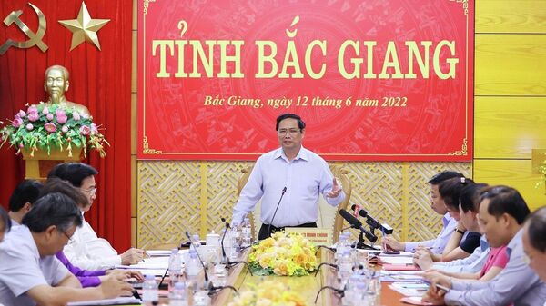 Thủ tướng Phạm Minh Chính kết luận buổi làm việc với lãn đạo chủ chốt tỉnh Bắc Giang.  - Sputnik Việt Nam