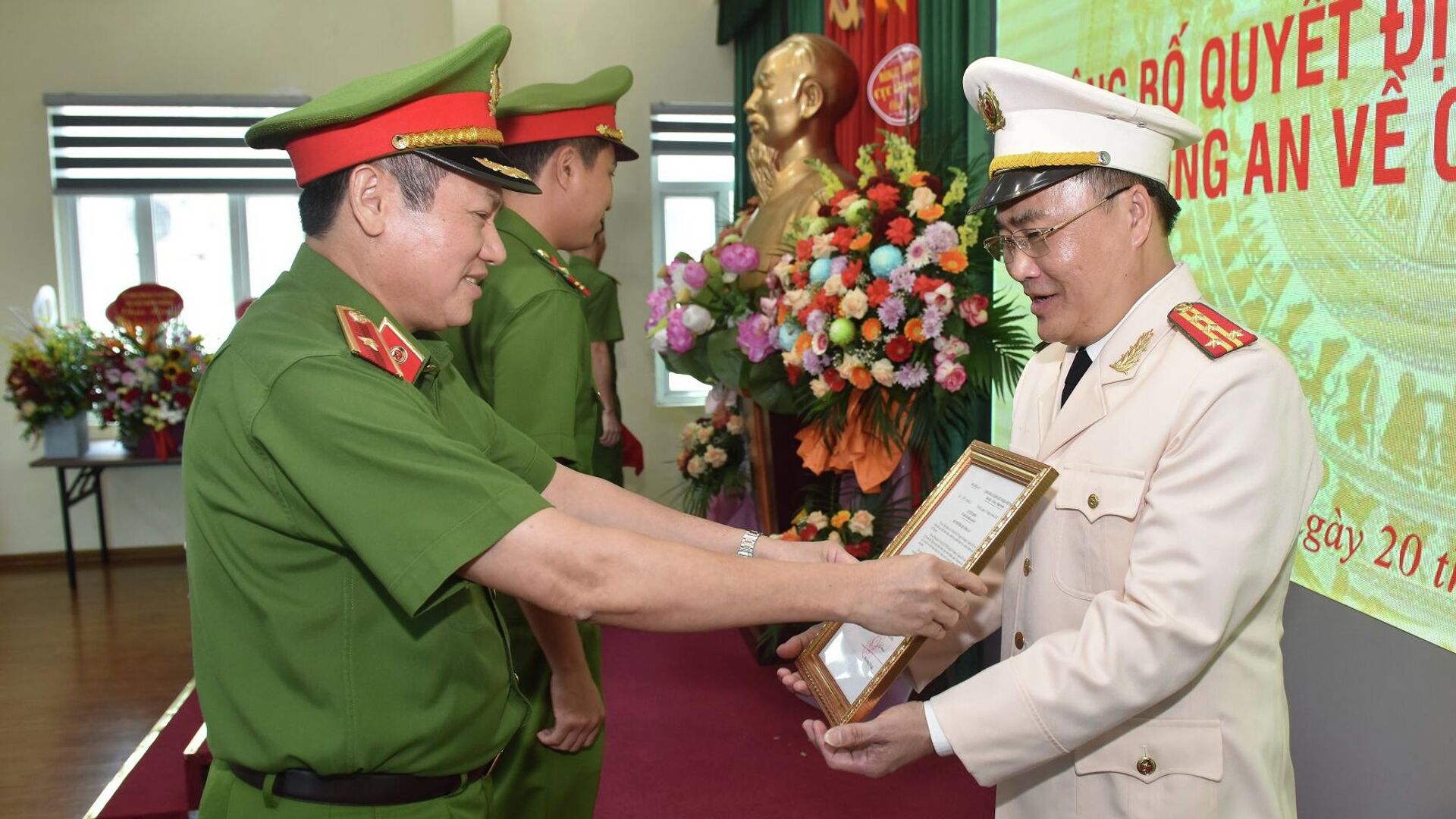 Chân dung Đại tá Nguyễn Đức Tuấn, tân Phó Cục trưởng Cục Cảnh sát điều tra về ma túy - Sputnik Việt Nam, 1920, 20.06.2022