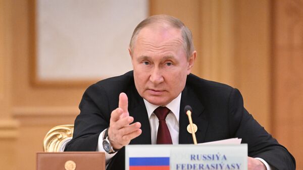 Tổng thống Vladimir Putin tham dự Hội nghị thượng đỉnh Caspi lần thứ sáu - Sputnik Việt Nam