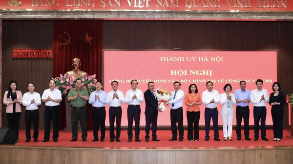 Đồng chí Trần Sỹ Thanh giữ chức Phó Bí thư Thành uỷ Hà Nội - Sputnik Việt Nam
