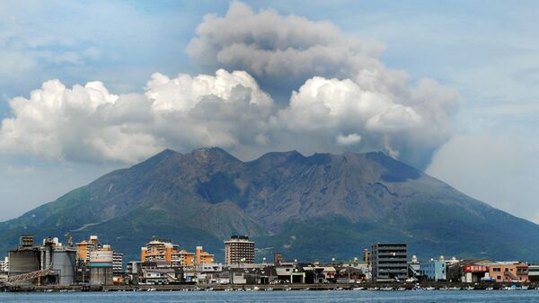 Núi lửa Sakurajima  - Sputnik Việt Nam