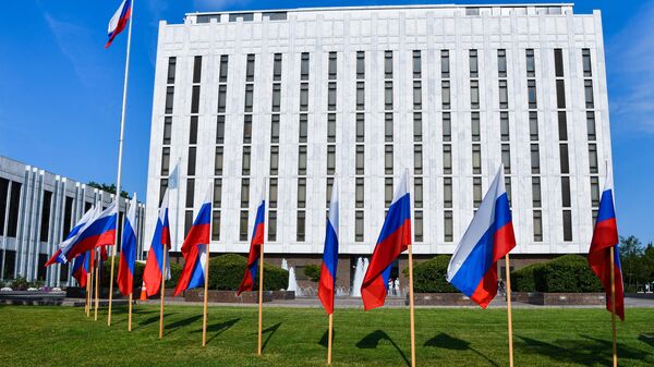 Tòa nhà của Đại sứ quán Nga tại Washington. - Sputnik Việt Nam