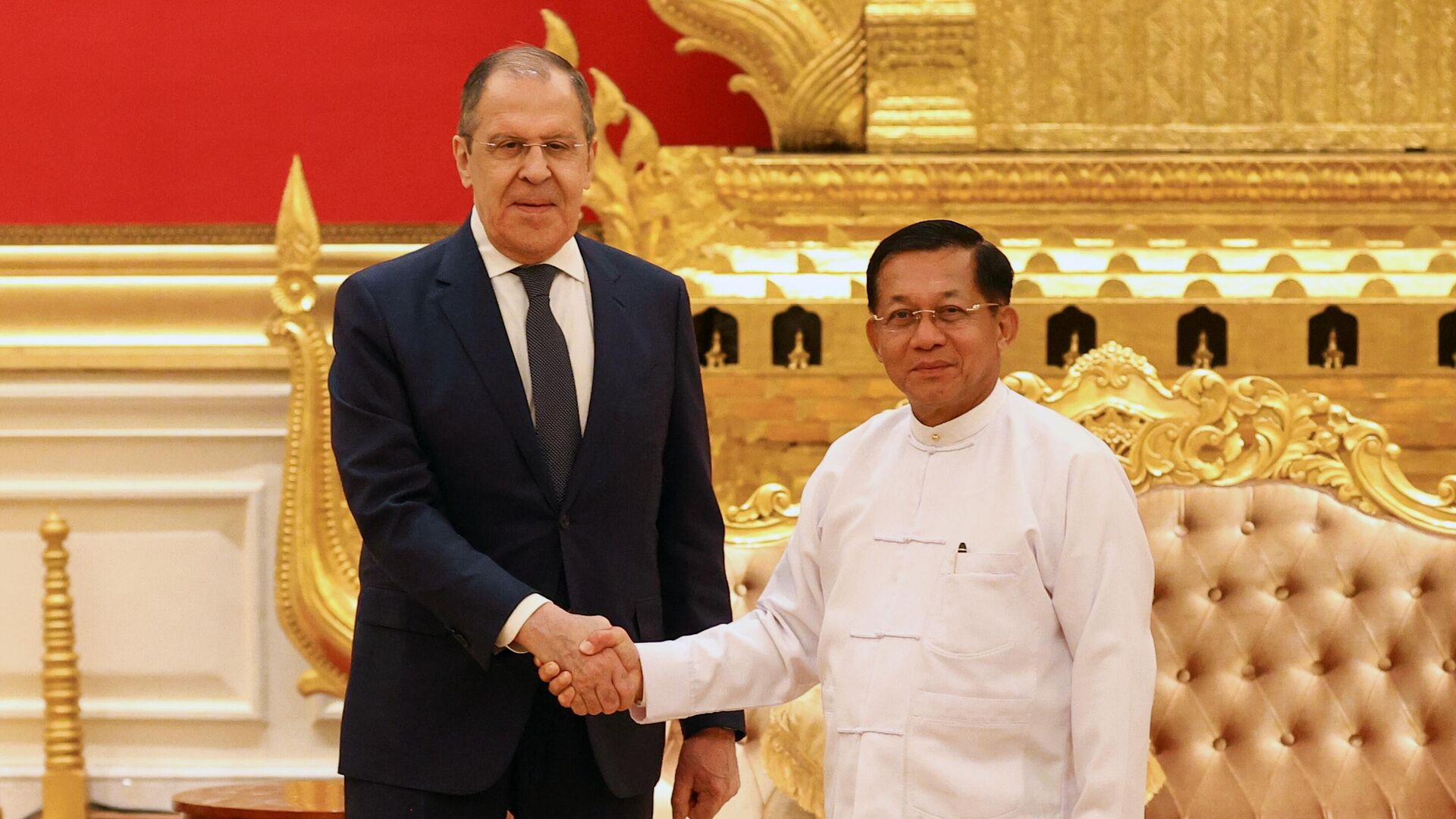Bộ trưởng Bộ Ngoại giao Liên bang Nga Sergei Lavrov trong cuộc gặp với Bộ trưởng Ngoại giao Myanmar Wunna Maung Lwin - Sputnik Việt Nam, 1920, 03.08.2022