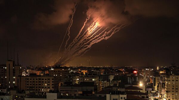 Người Palestine tấn công Israel - Sputnik Việt Nam