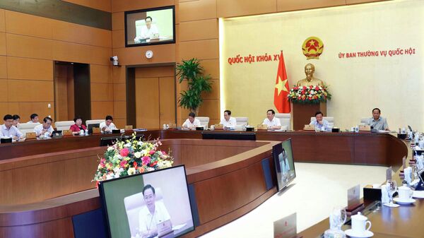 Ủy ban Thường vụ Quốc hội cho ý kiến về dự án Luật Dầu khí (sửa đổi) - Sputnik Việt Nam