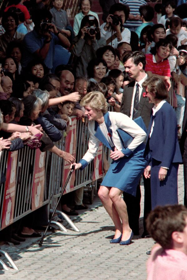 Công nương xứ Wales Diana trong chuyến đi Hồng Kông. - Sputnik Việt Nam