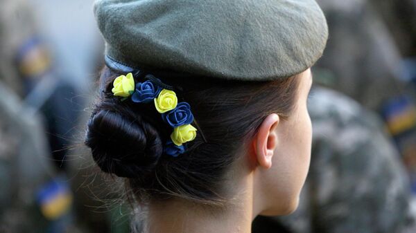 Nữ phục vụ của quân đội Ukraina - Sputnik Việt Nam