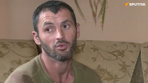Một người lính Ukraina bị bắt trong ngày đầu đã kể rằng anh ta bị đe doạ cho vào tù nếu từ chối nhập ngũ - Sputnik Việt Nam