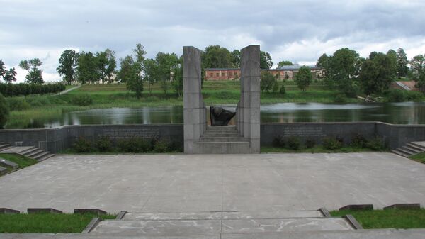 Đài tưởng niệm những người lính Liên Xô ở Tartu, Estonia - Sputnik Việt Nam
