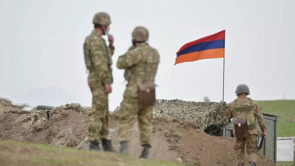 Binh lính Armenia ở biên giới với Azerbaijan - Sputnik Việt Nam
