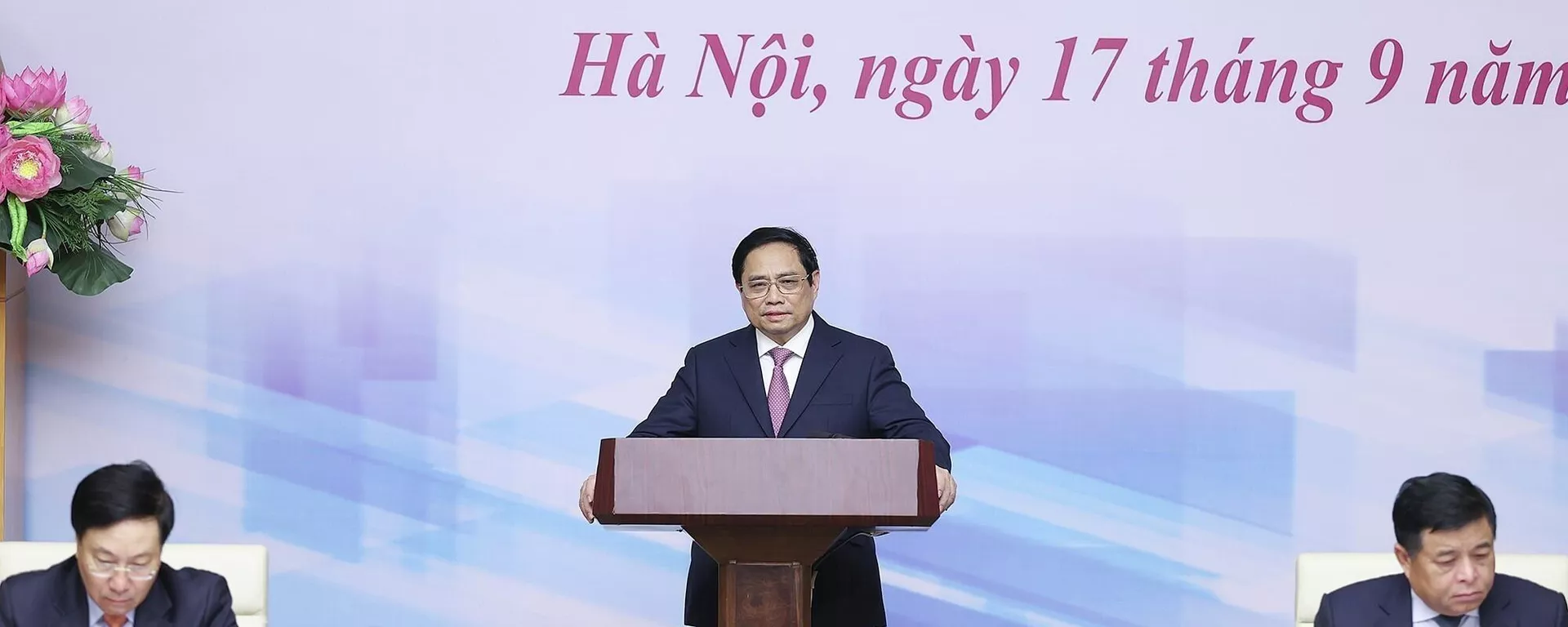 Thủ tướng Phạm Minh Chính chủ trì Hội nghị Thủ tướng Chính phủ với doanh nghiệp đầu tư nước ngoài Thủ tướng Phạm Minh Chính chủ trì Hội nghị Thủ tướng Chính phủ với doanh nghiệp đầu tư nước ngoài - Sputnik Việt Nam, 1920, 17.09.2022