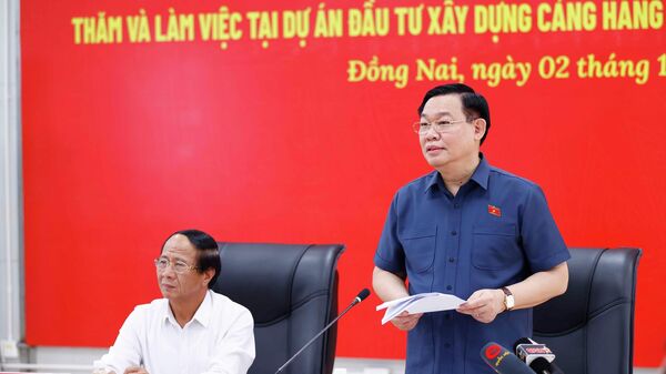 Chủ tịch Quốc hội Vương Đình Huệ kiểm tra dự án trọng điểm quốc gia cao tốc Bến Lức - Long Thành - Sputnik Việt Nam