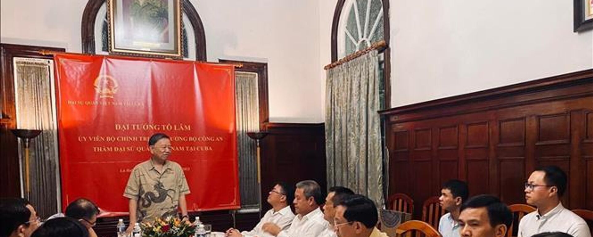 Đại tướng Tô Lâm, Ủy viên Bộ Chính trị, Bộ trưởng Bộ Công an, đã dẫn đầu đoàn đại biểu cấp cao Bộ Công an thăm chính thức nước Cộng hòa Cuba từ ngày 12-14/10. - Sputnik Việt Nam, 1920, 15.10.2022