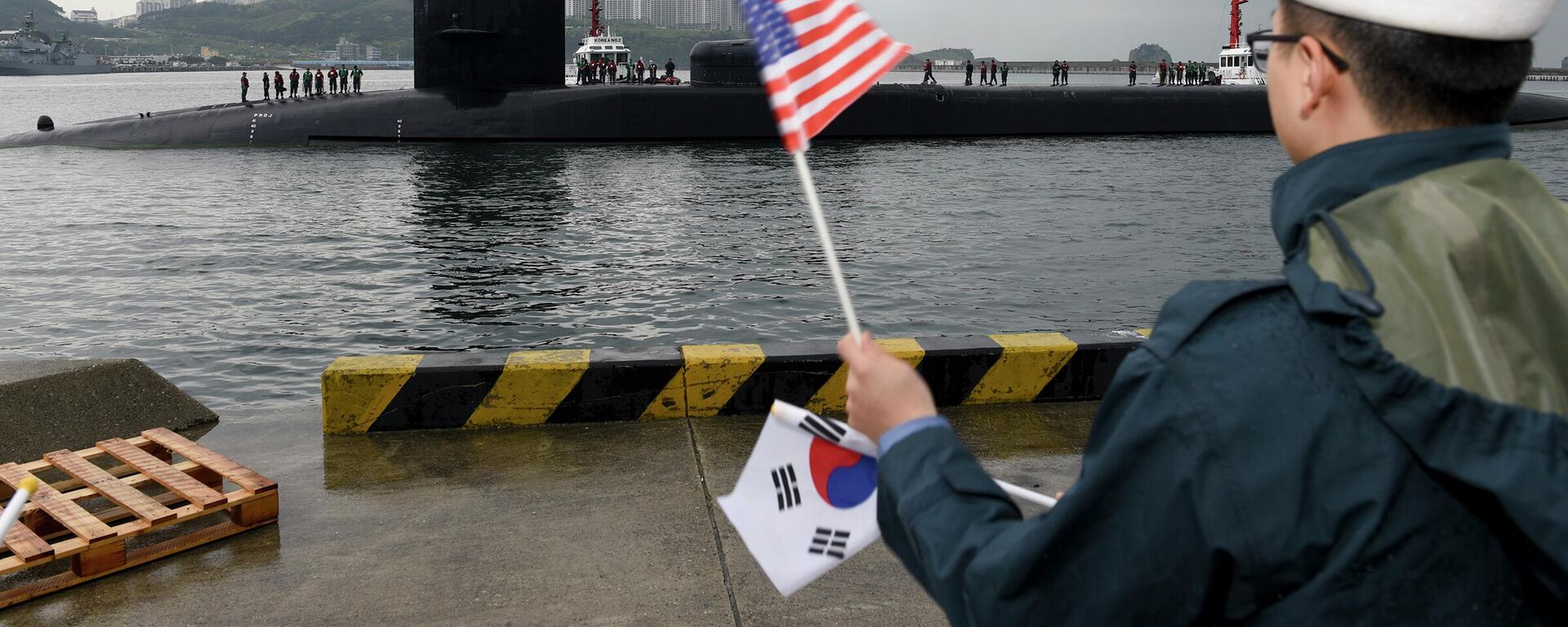 Tàu ngầm tên lửa dẫn đường lớp Ohio USS Michigan đến Busan, Hàn Quốc - Sputnik Việt Nam, 1920, 17.10.2022