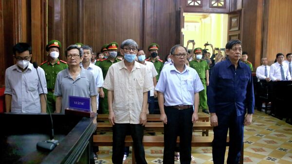Tuyên án cựu Phó Bí thư Tất Thành Cang và 9 đồng phạm trong vụ án Công ty Xây dựng Tân Thuận - Sputnik Việt Nam