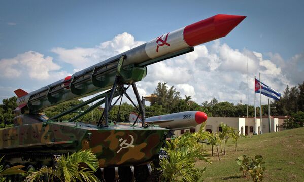 Tên lửa chống tăng «Luna» ở Havana. - Sputnik Việt Nam