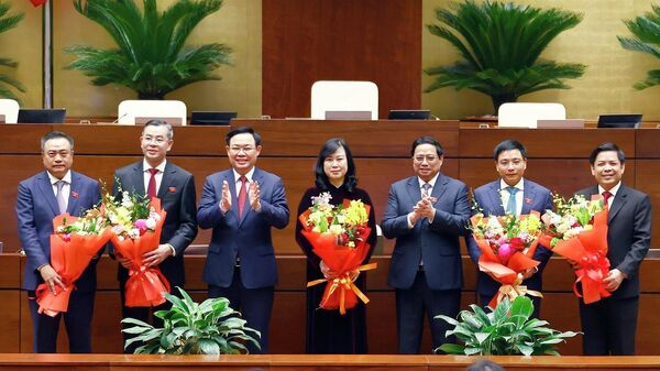 Quốc hội bầu Tổng Kiểm toán nhà nước và phê chuẩn bộ nhiệm Bộ trưởng Y tế, Bộ trưởng Giao thông vận tải - Sputnik Việt Nam