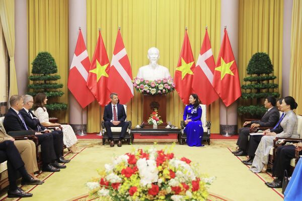 Thái tử kế vị Đan Mạch Frederik và Công nương Phu nhân Mary Elizabeth thăm chính thức Việt Nam. - Sputnik Việt Nam
