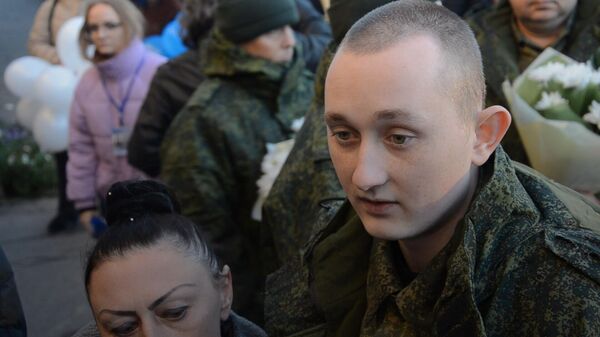 Chiến binh DNR: Người Ukraina cố tình ngụy tạo lời thú tội của tù binh, chuẩn bị cho tòa án quốc tế - Sputnik Việt Nam
