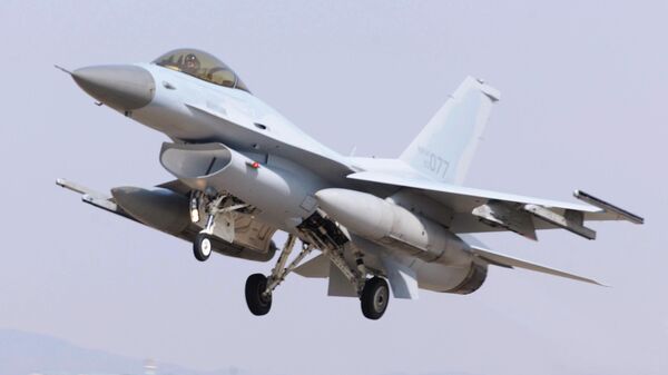 Máy bay chiến đấu F-16 của lực lượng vũ trang Hàn Quốc - Sputnik Việt Nam