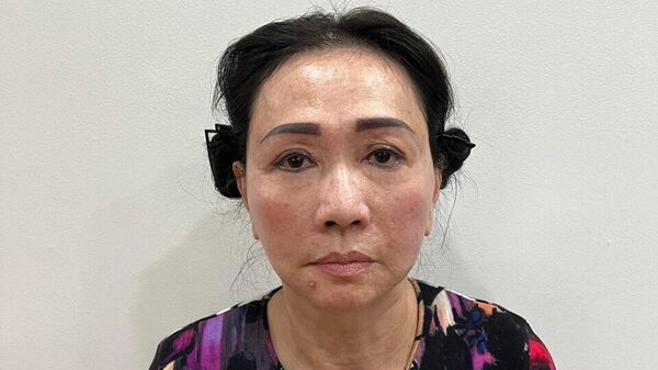 Bà Trương Mỹ Lan, Chủ tịch Tập đoàn Vạn Thịnh Phát, bị bắt vì tội lừa đảo - Sputnik Việt Nam
