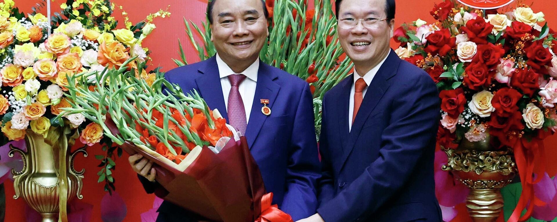 Lễ trao Huy hiệu 40 năm tuổi Đảng tặng đồng chí Nguyễn Xuân Phúc - Sputnik Việt Nam, 1920, 07.11.2022