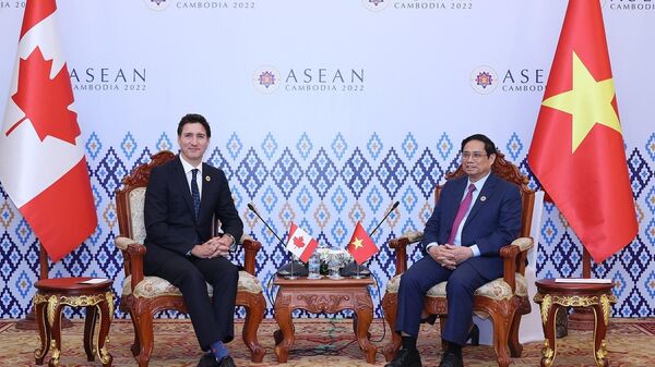 Thủ tướng Phạm Minh Chính tiếp Thủ tướng Canada Justin Trudeau bên lề Hội nghị Cấp cao ASEAN - Sputnik Việt Nam