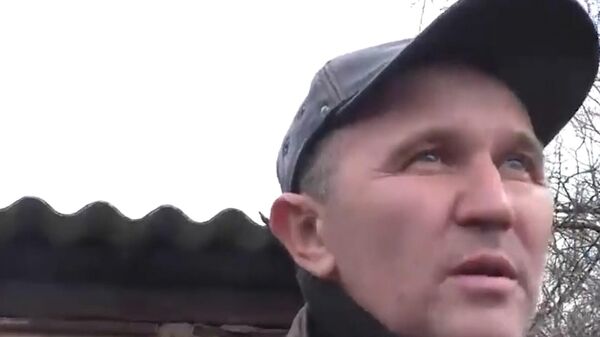 Một người đàn ông đã được giải phóng của DNR nói về cách cư xử của lính Ukraina đối với người dân địa phương - Sputnik Việt Nam