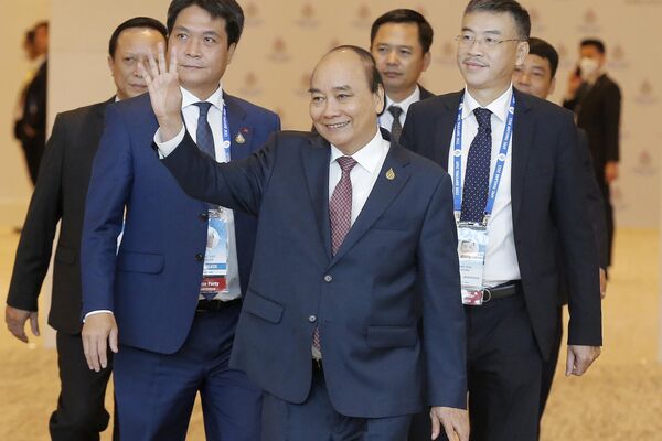 Chủ tịch nước Việt Nam Nguyễn Xuân Phúc tại hội nghị cấp cao APEC ở Bangkok. - Sputnik Việt Nam