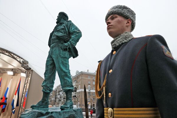Khánh thành tượng đài Fidel Castro ở Moskva. - Sputnik Việt Nam
