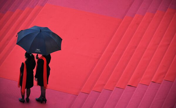 Thảm đỏ buổi chiếu phim &quot;Burning&quot; tại Liên hoan phim Cannes lần thứ 71. - Sputnik Việt Nam