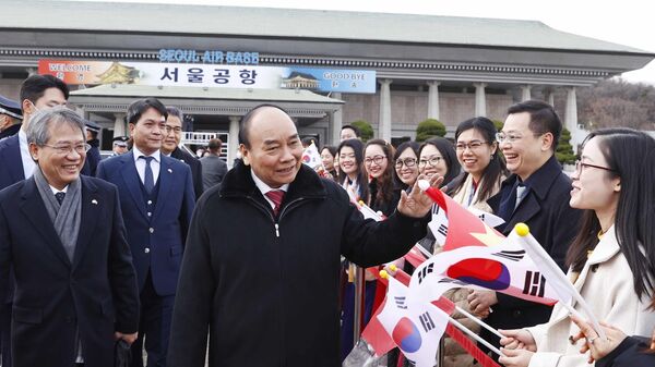 Chủ tịch nước Nguyễn Xuân Phúc bắt đầu chuyến thăm cấp Nhà nước tới Đại Hàn Dân Quốc - Sputnik Việt Nam