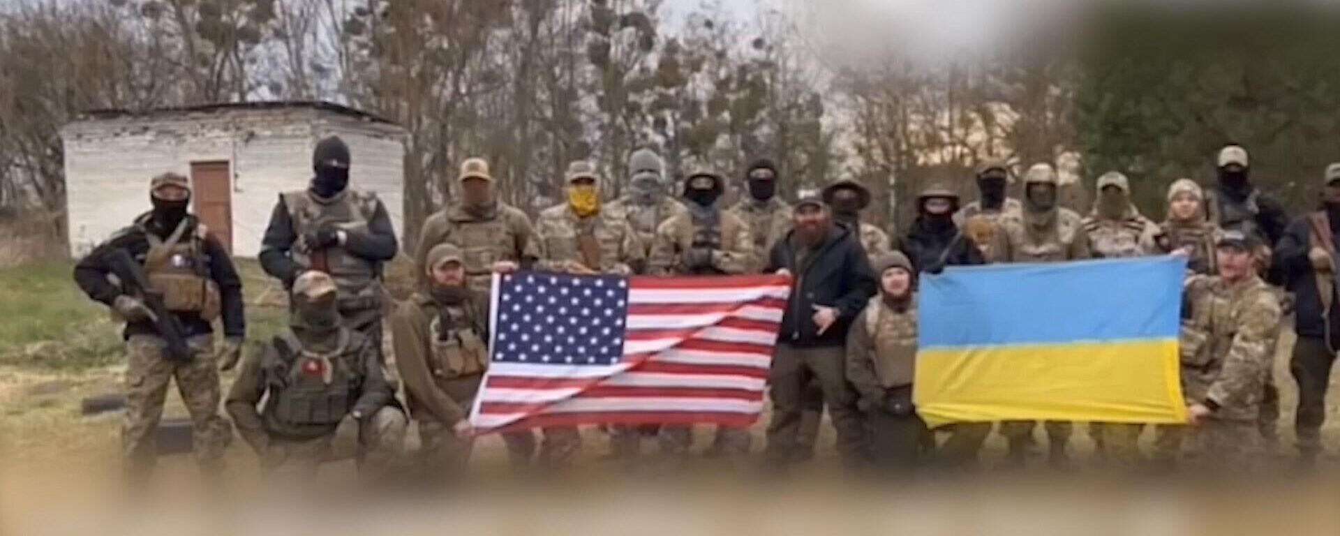 Xuất hiện video ghi lại cảnh các tình nguyện viên Ukraina giẫm lên ...