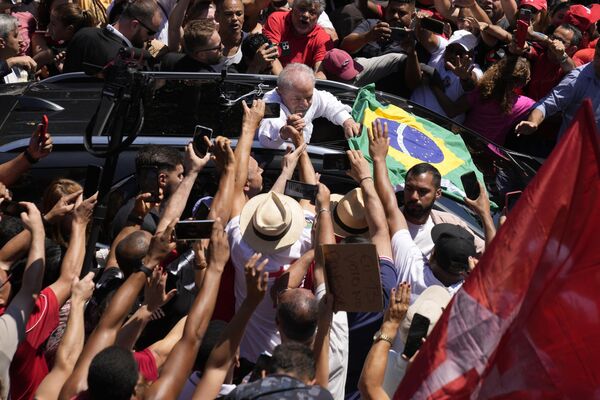 Ứng cử viên tổng thống Brazil của Đảng Công nhân Cánh tả và cựu Tổng thống Luiz Inácio Lula da Silva. - Sputnik Việt Nam