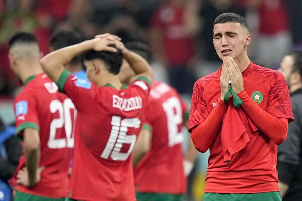 Cầu thủ Maroc Bilal El Hannoos sau trận bán kết World Cup ở Qatar. - Sputnik Việt Nam