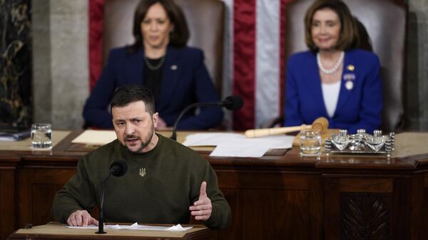 Tổng thống Ukraina Vladimir Zelensky phát biểu tại phiên họp chung của Quốc hội Hoa Kỳ trên Đồi Capitol ở Washington, thứ Tư ngày 21/12/2022 - Sputnik Việt Nam