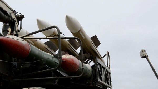 Chỉ huy biên đội phòng không Nga nói về việc tiêu diệt tên lửa HIMARS - Sputnik Việt Nam