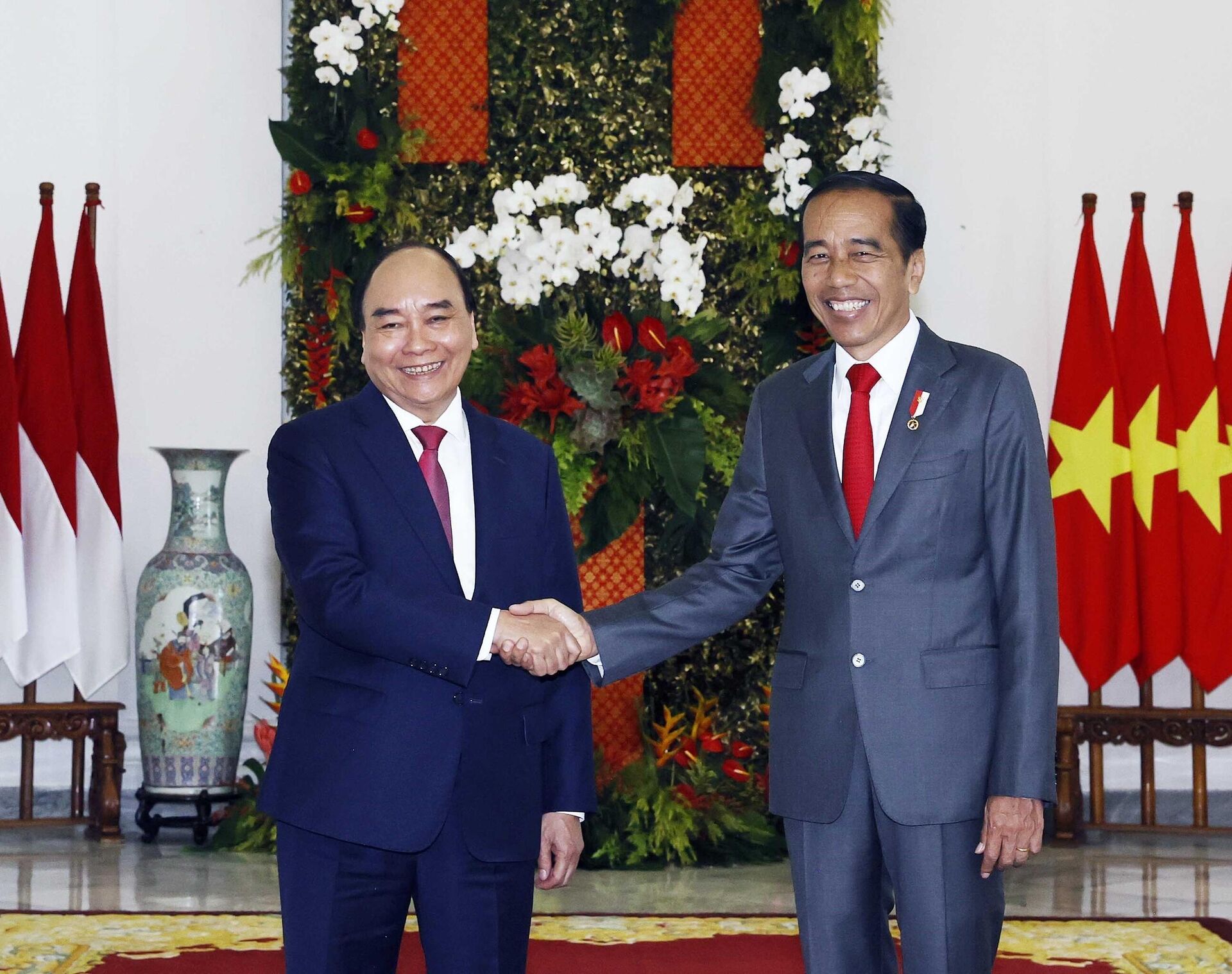 Chủ tịch nước Nguyễn Xuân Phúc hội đàm với Tổng thống Indonesia Joko Widodo - Sputnik Việt Nam, 1920, 27.12.2022
