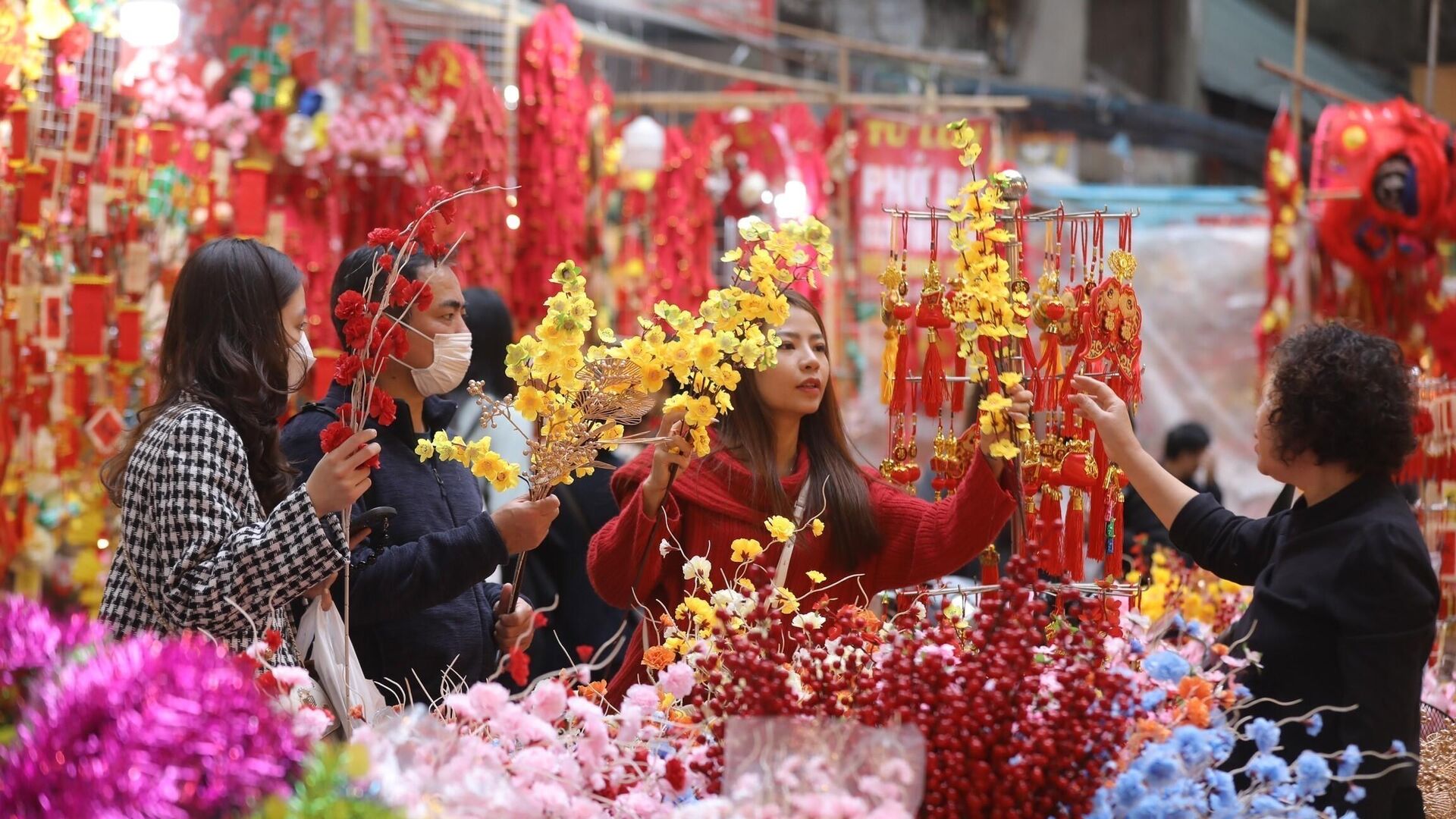 Hà Nội: Khai mạc chợ hoa Tết truyền thống phố Hàng Lược năm 2023 - Sputnik Việt Nam, 1920, 20.01.2023