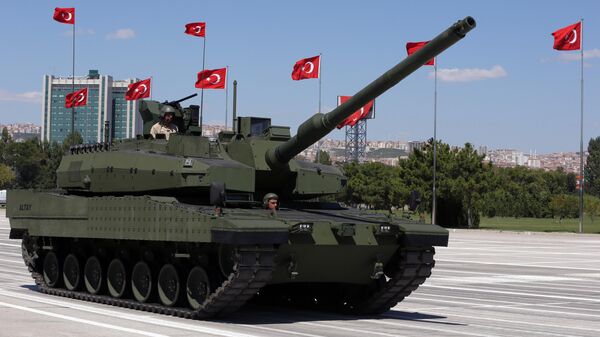 Xe tăng quân sự Altay đầu tiên của Thổ Nhĩ Kỳ trong cuộc duyệt binh ở Ankara, Thổ Nhĩ Kỳ - Sputnik Việt Nam