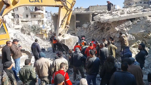 Tòa nhà dân cư bị sập ở Aleppo - Sputnik Việt Nam