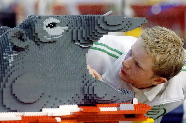 Xây dựng mô hình hà mã bằng các mảnh ghép Lego tại miền Trung Bohemian. - Sputnik Việt Nam