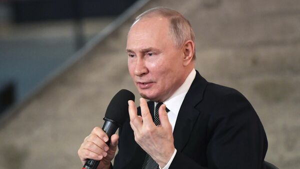 Chuyến công tác của Tổng thống Liên bang Nga V. Putin tới Volgograd - Sputnik Việt Nam