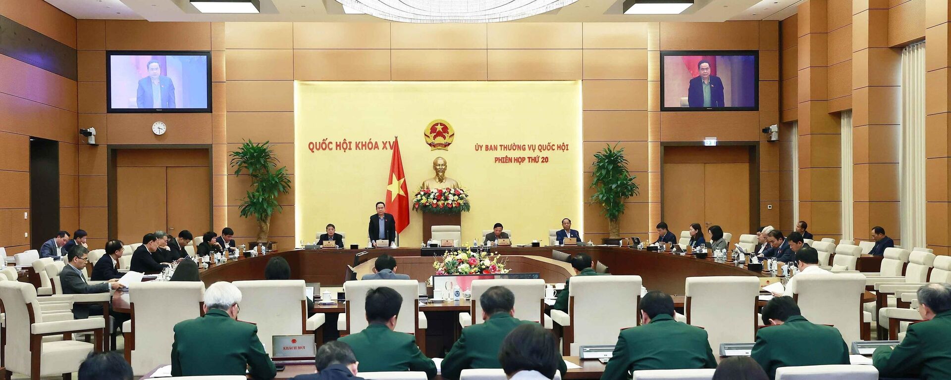 Ủy ban Thường vụ Quốc hội cho ý kiến về dự án Luật Phòng thủ dân sự - Sputnik Việt Nam, 1920, 25.03.2024