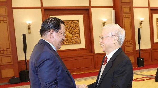 Tăng cường quan hệ hợp tác giữa Đảng Cộng sản Việt Nam và Đảng Nhân dân Campuchia - Sputnik Việt Nam