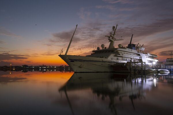 Du thuyền Basra Breeze của Tổng thống Iraq bị phế truất Saddam Hussein ở Basra. - Sputnik Việt Nam